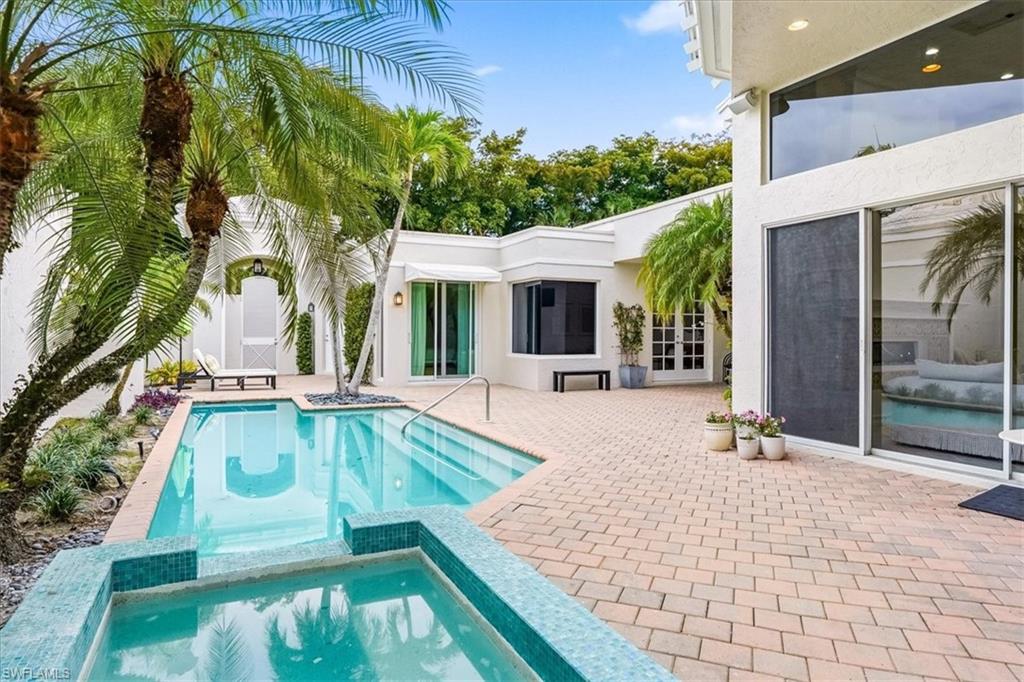 COCOBAY - Residential