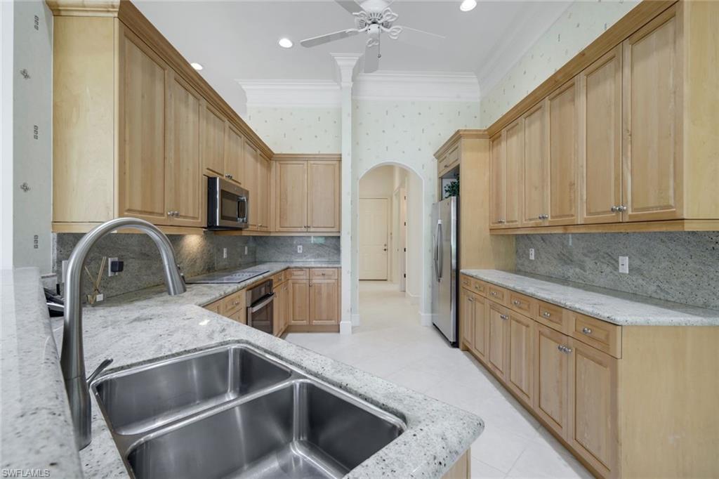 AUDUBON COUNTRY CLUB - Residential
