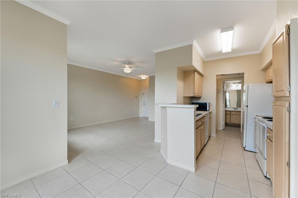 THE TIDES AT PELICAN LANDING - Residential