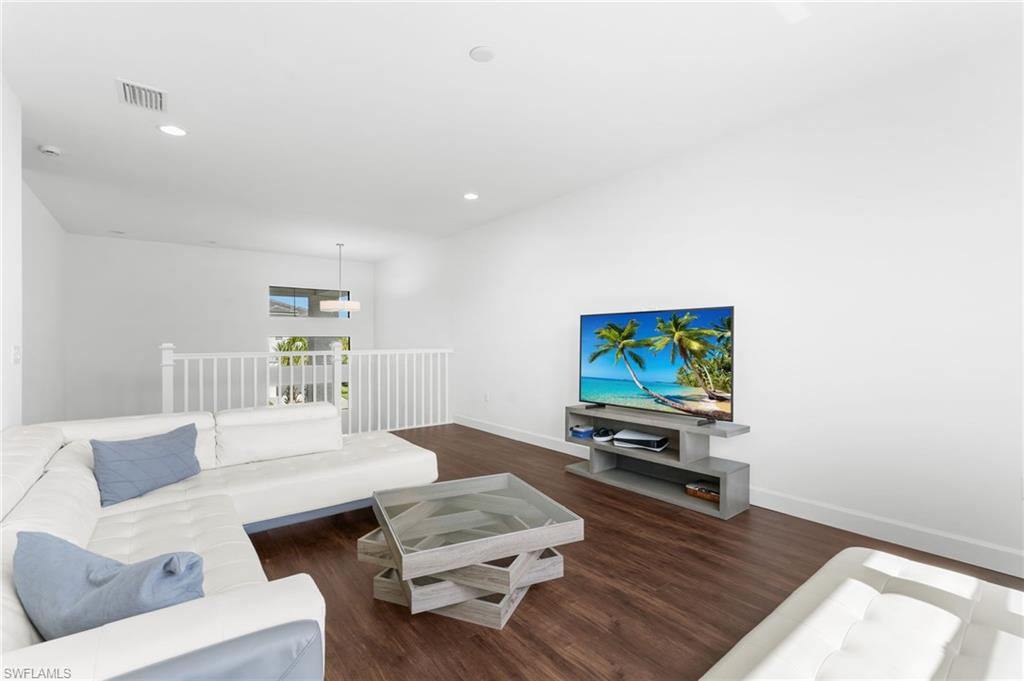 RIVERCREEK IN ESTERO - Residential