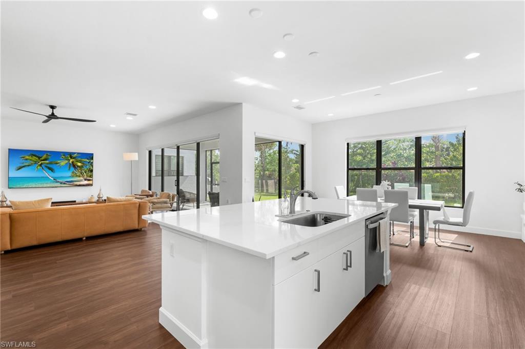 RIVERCREEK IN ESTERO - Residential