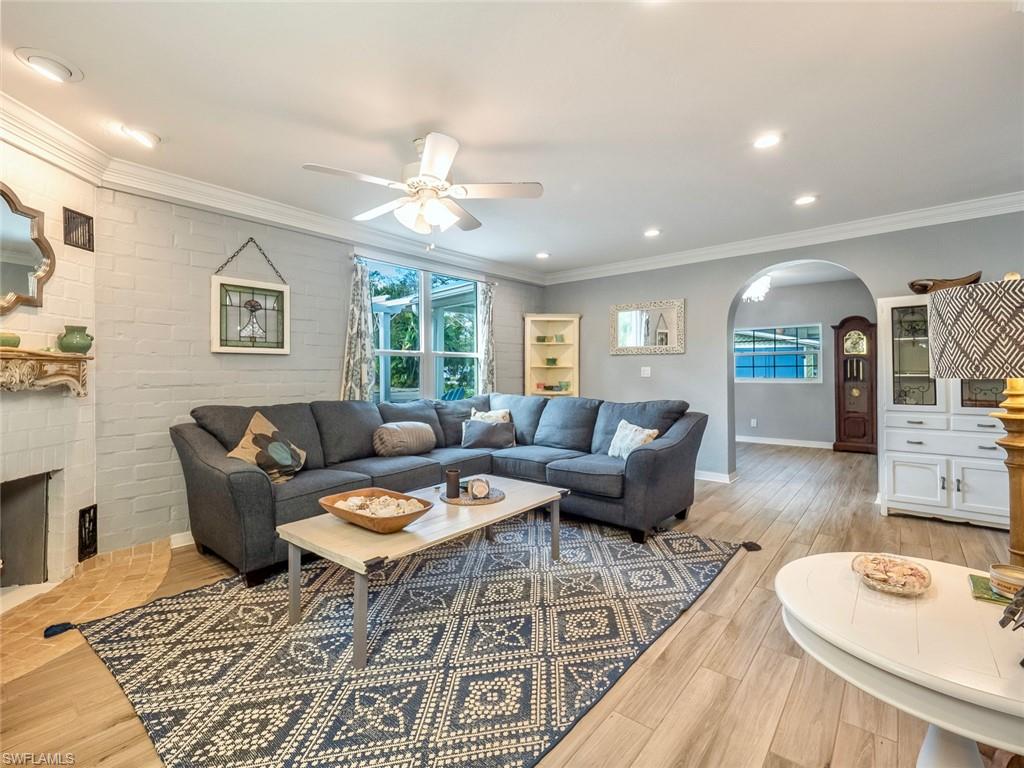 COCONUT GROVE - Residential