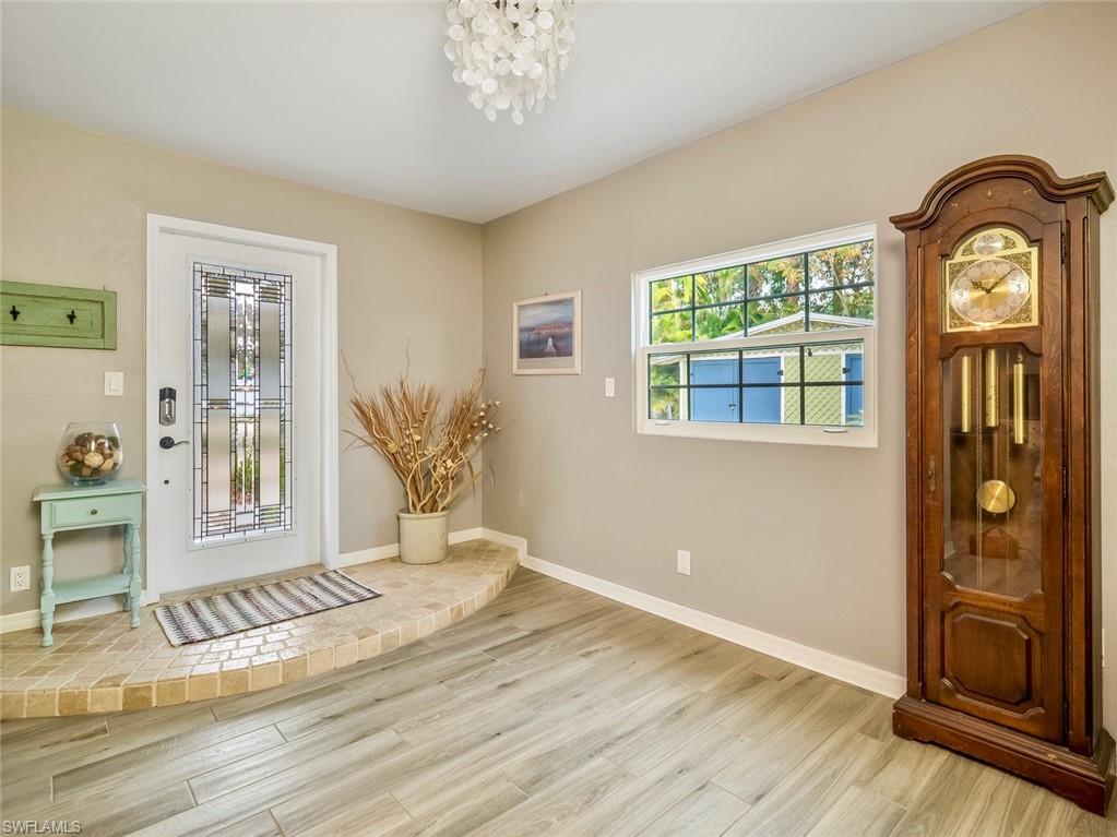 COCONUT GROVE - Residential