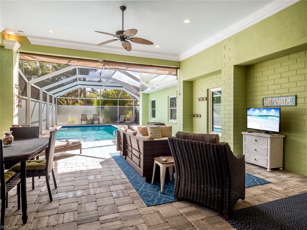 COCONUT GROVE - Residential