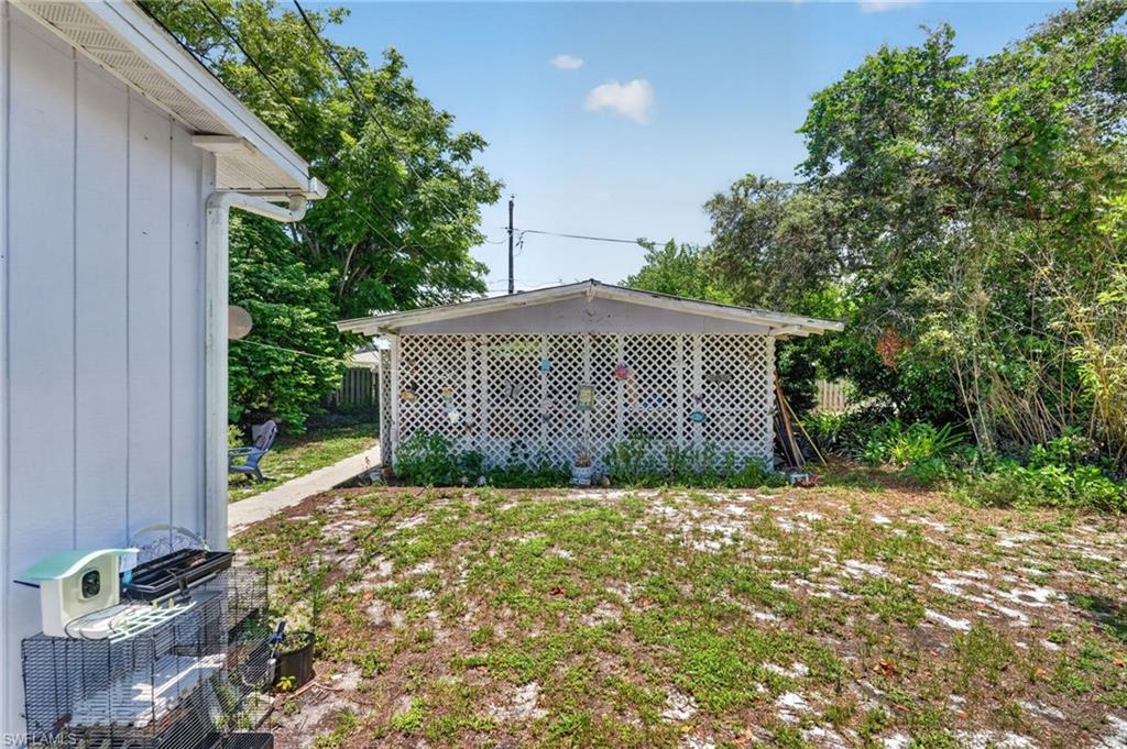 BONITA FARMS - Residential