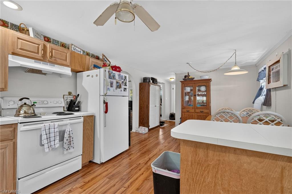 BONITA FARMS - Residential