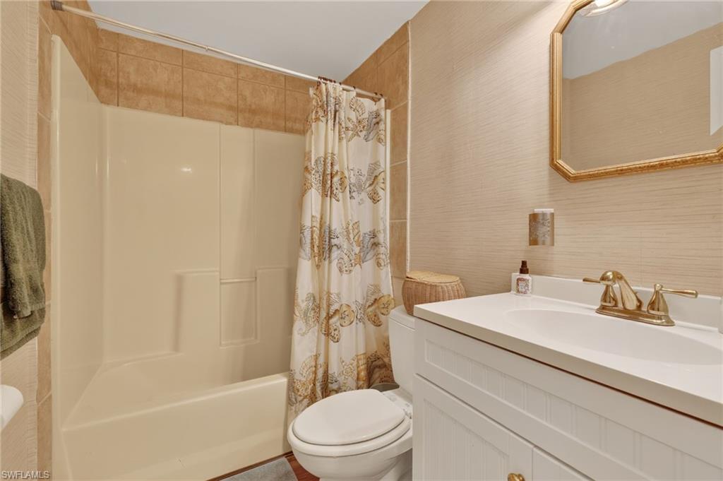 BONITA FARMS - Residential