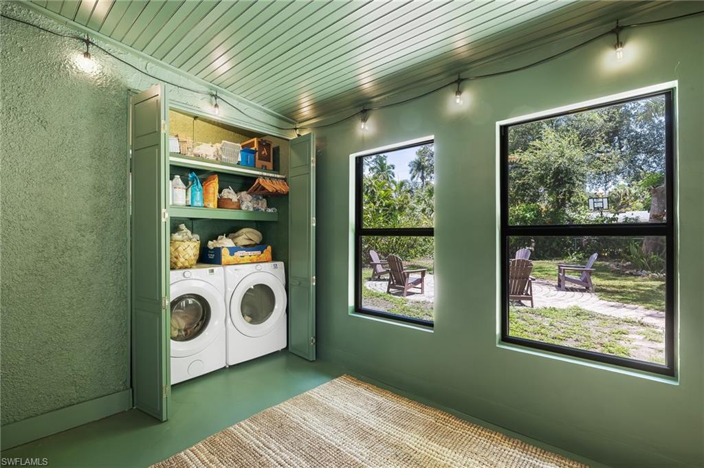 FOLEYS HIGHLAND PARK - Residential
