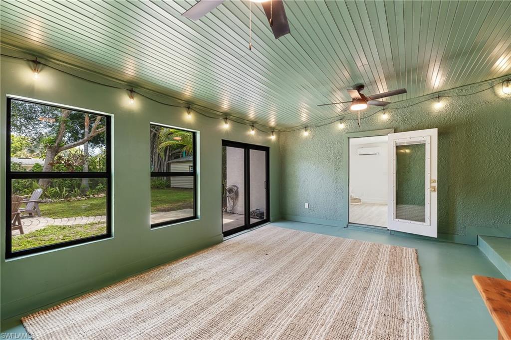 FOLEYS HIGHLAND PARK - Residential