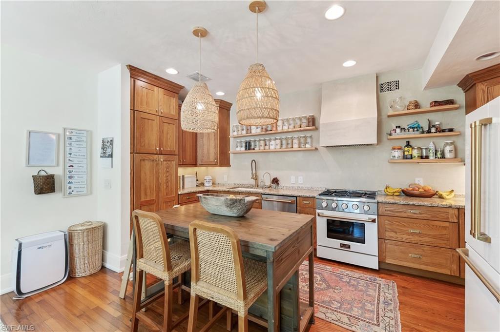FOLEYS HIGHLAND PARK - Residential