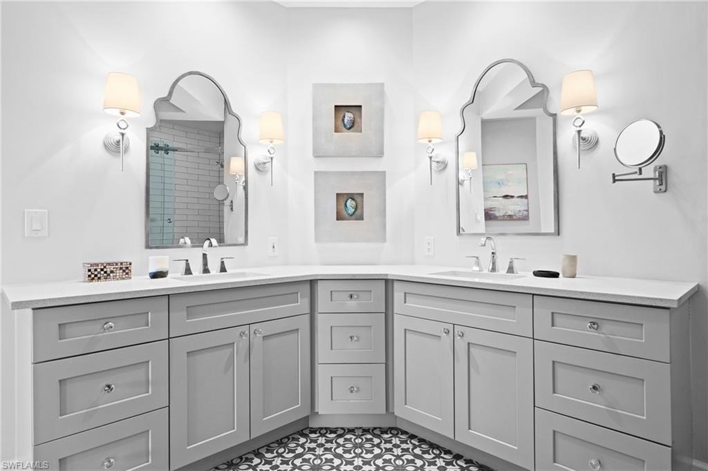 COLONADE - Residential Lease