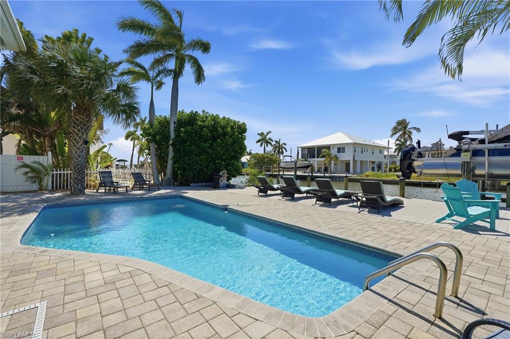 FLAMINGO BAYOU SUBD - Residential