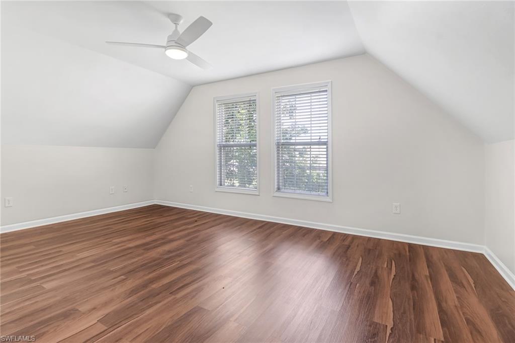 LEAWOOD LAKES - Residential