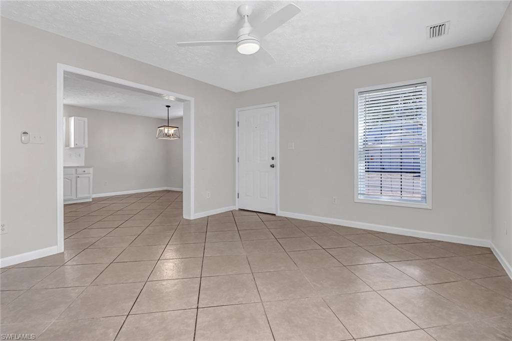 LEAWOOD LAKES - Residential