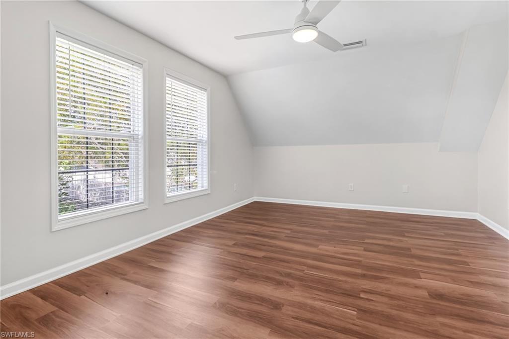 LEAWOOD LAKES - Residential