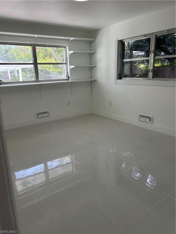 VALENCIA TERRACE - Residential Lease