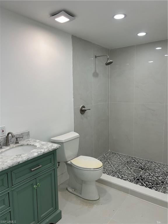 VALENCIA TERRACE - Residential Lease