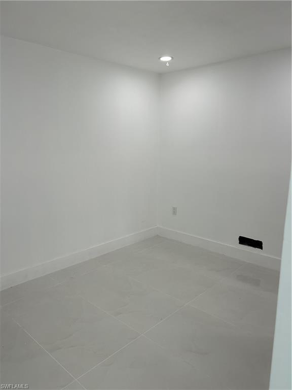 VALENCIA TERRACE - Residential Lease