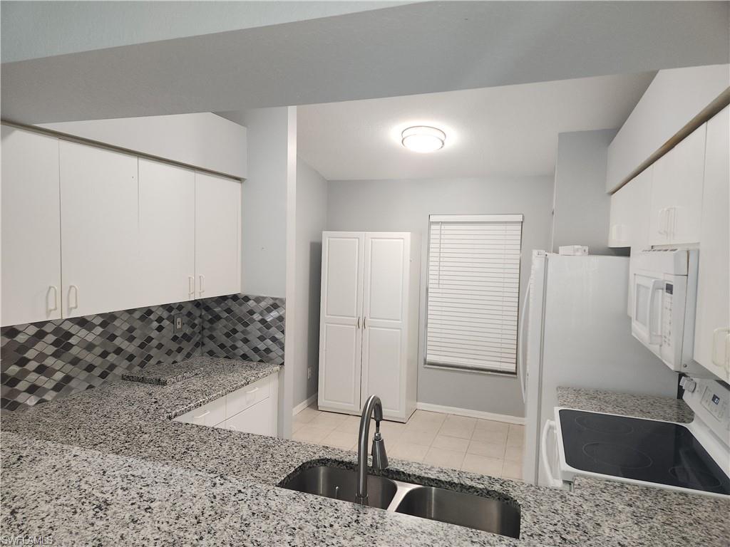 VICTORIA PARK - Residential Lease