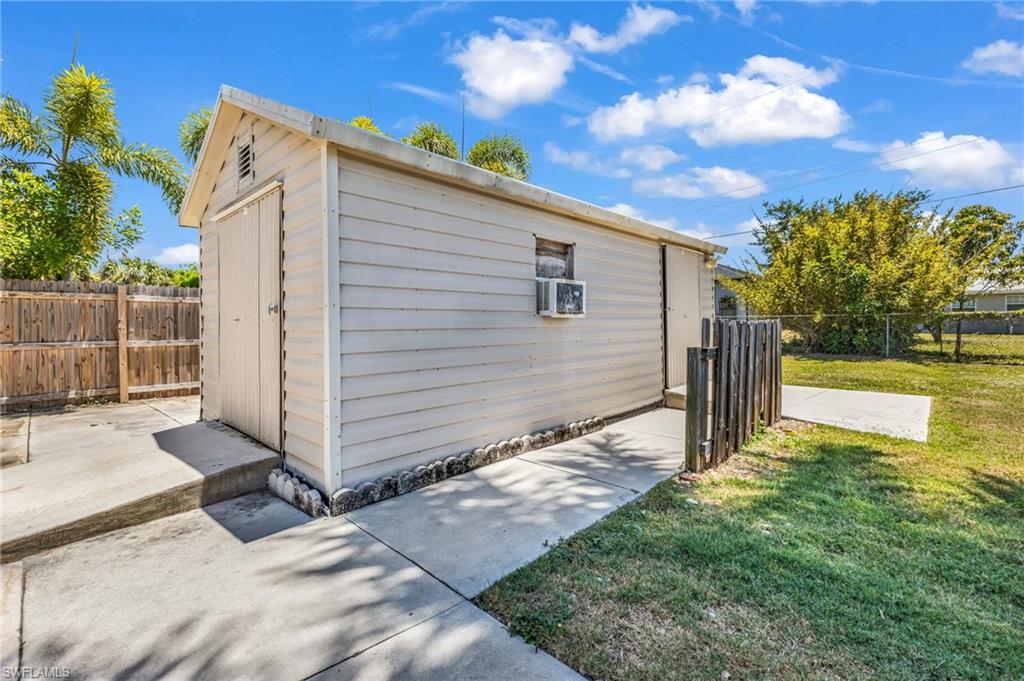 PORT CHARLOTTE - Residential