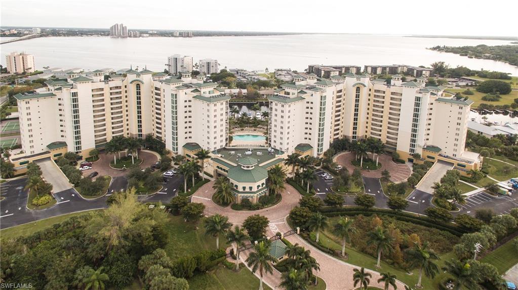 NORTH STAR YACHT CLUB - Residential