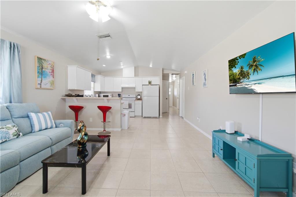 CAPE CORAL - Residential Lease
