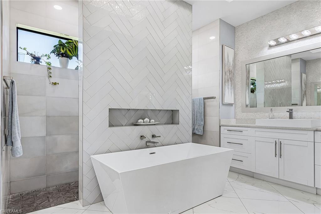WOODGATE ESTATES - Residential