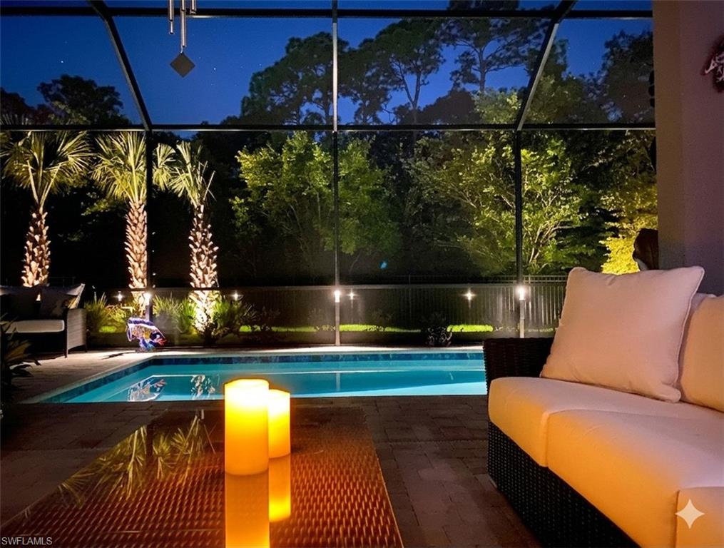 COUNTRY CLUB - Residential