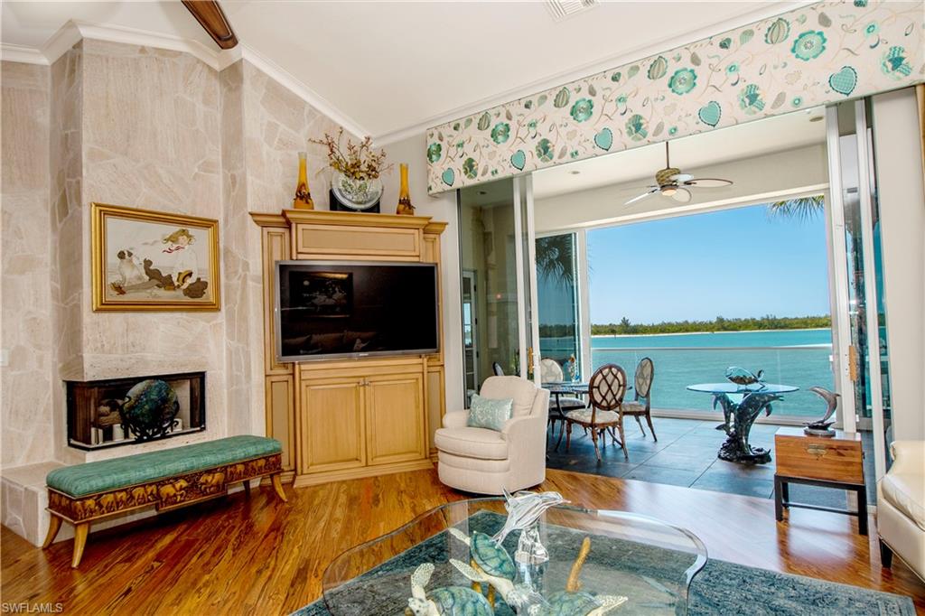 ISLES OF CAPRI - Residential