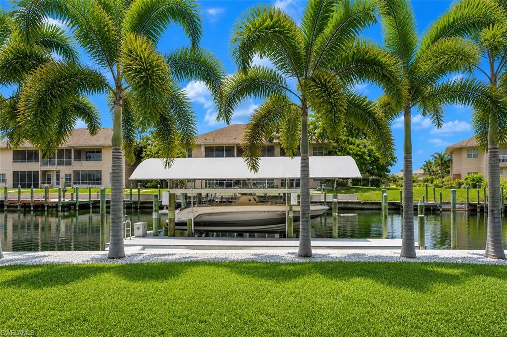 YACHT CLUB - Residential