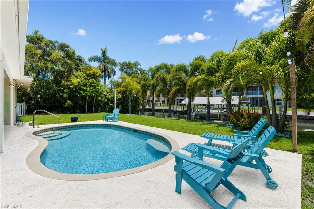 YACHT CLUB - Residential