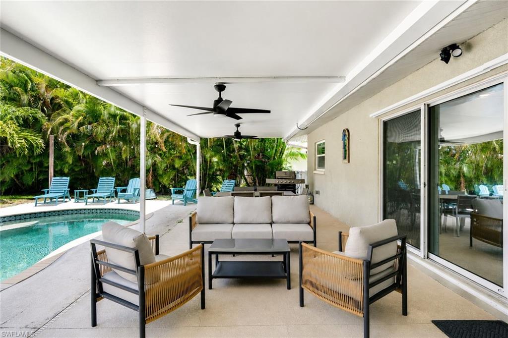 YACHT CLUB - Residential