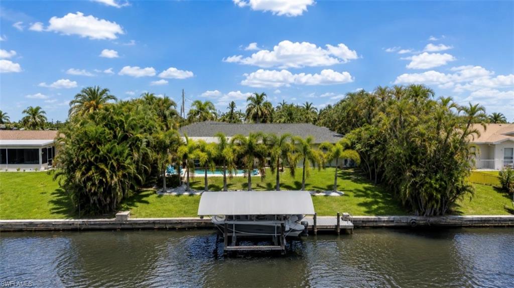 YACHT CLUB - Residential