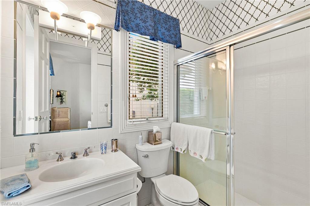 BARRINGTON AT PELICAN BAY - Residential
