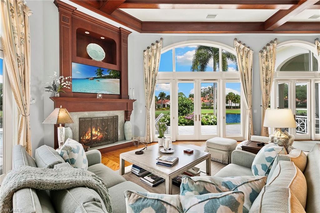BARRINGTON AT PELICAN BAY - Residential