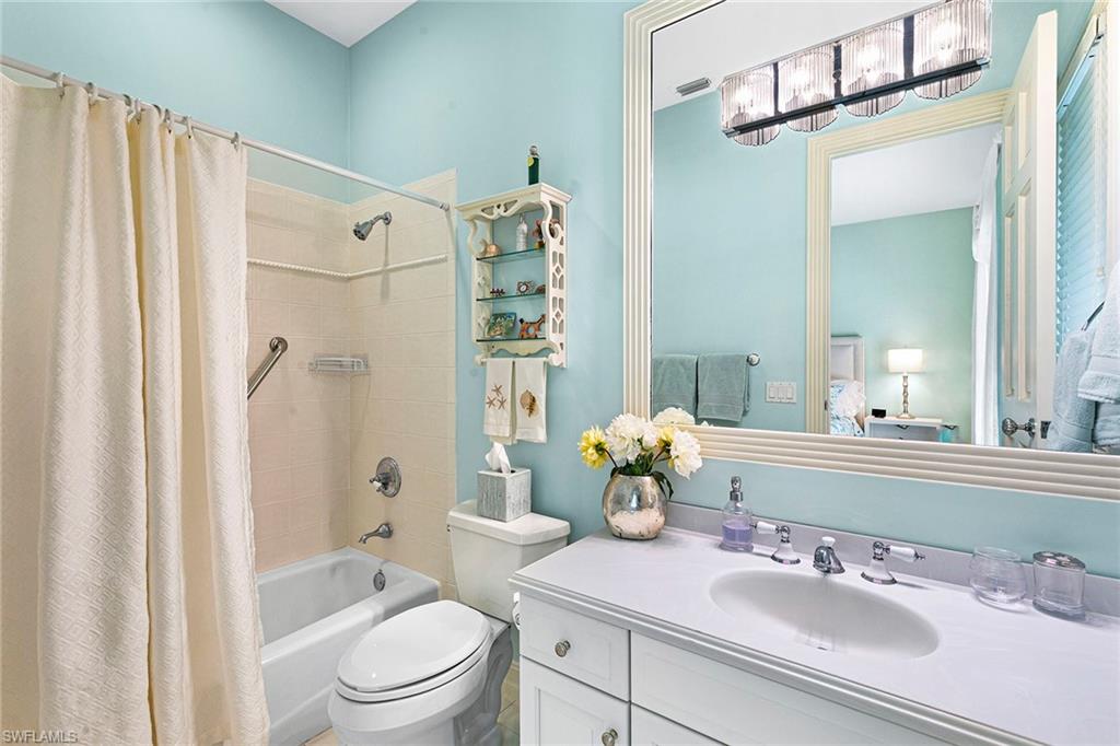 BARRINGTON AT PELICAN BAY - Residential