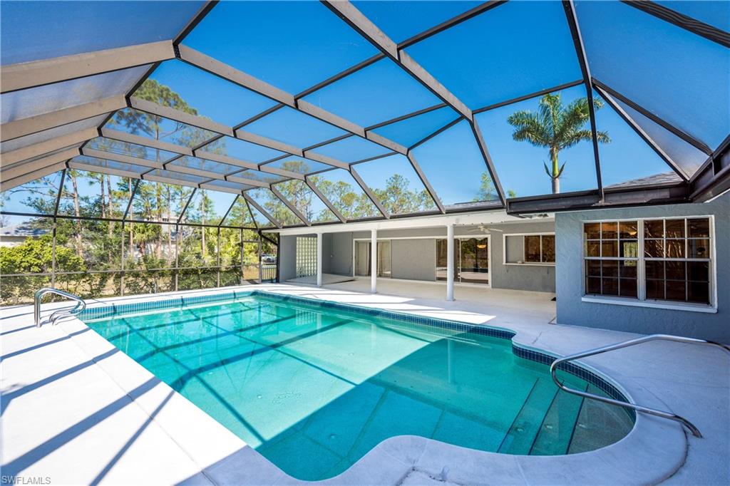 LIVINGSTON WOODS - Residential