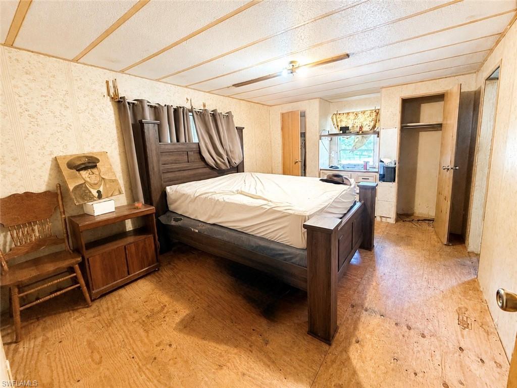 MOORE HAVEN - Residential