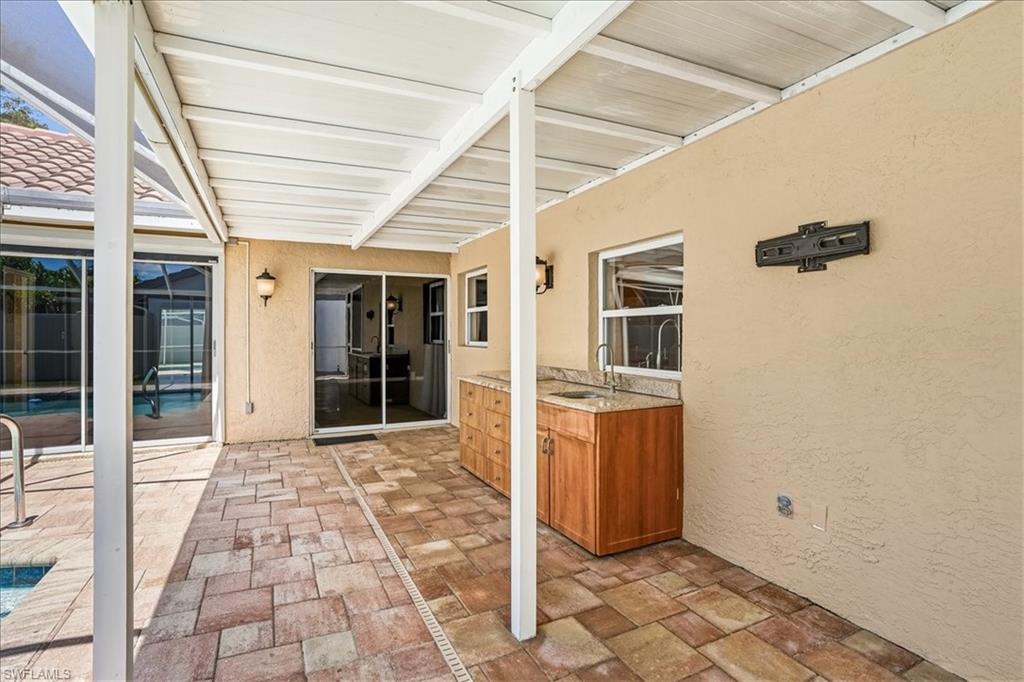 MOON LAKE - Residential