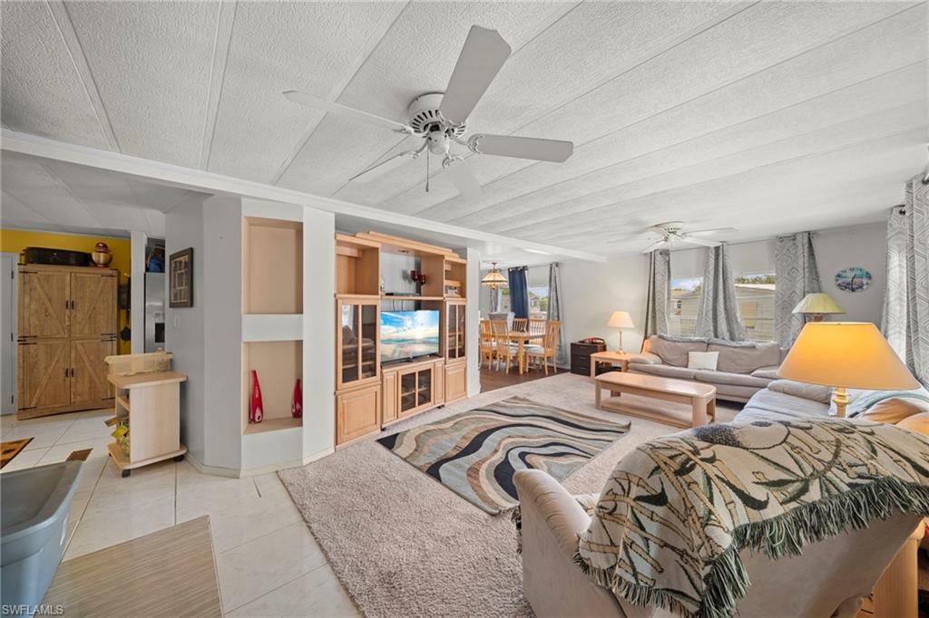 COASTAL ESTATES - Residential