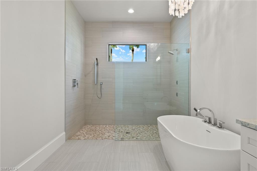 MAGNOLIA POINTE - Residential