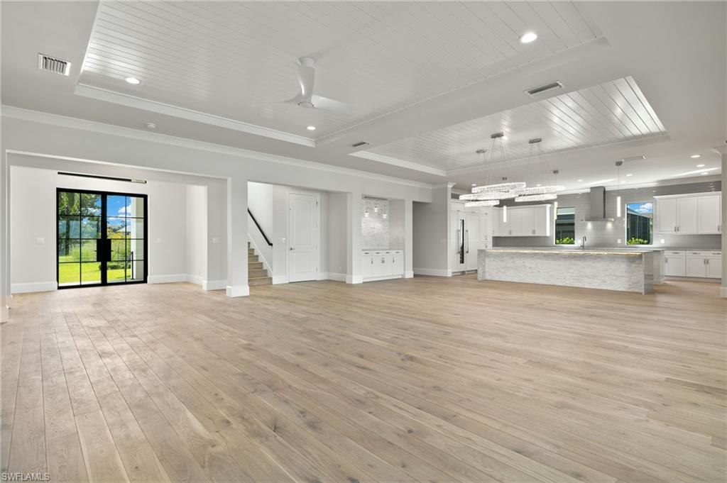 MAGNOLIA POINTE - Residential