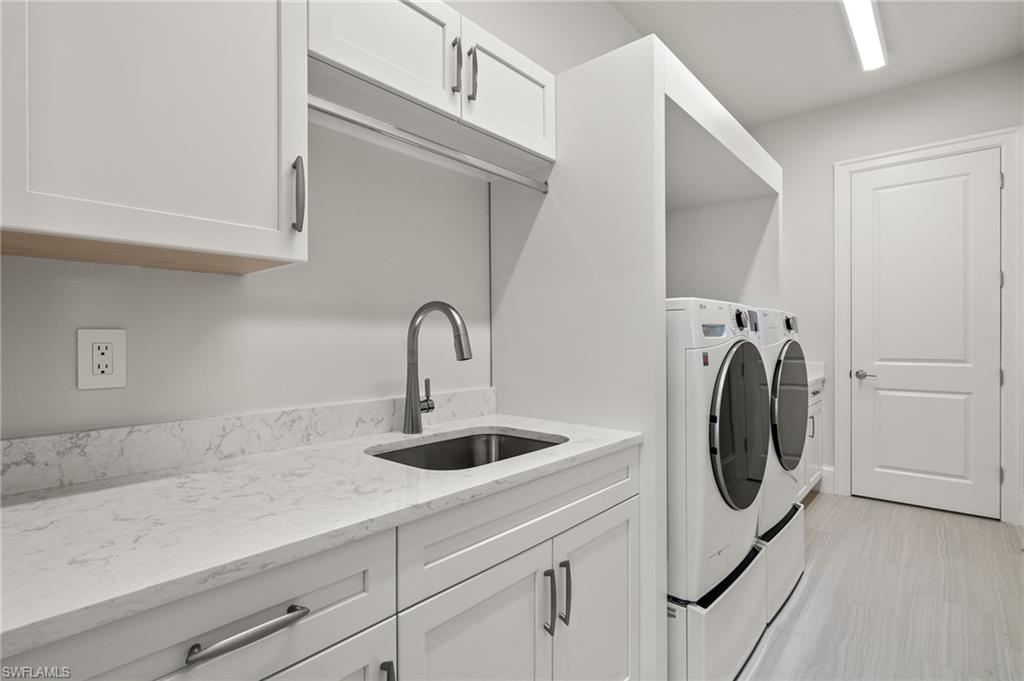 MAGNOLIA POINTE - Residential