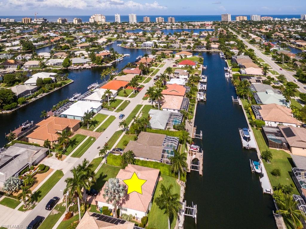 MARCO BEACH - Residential