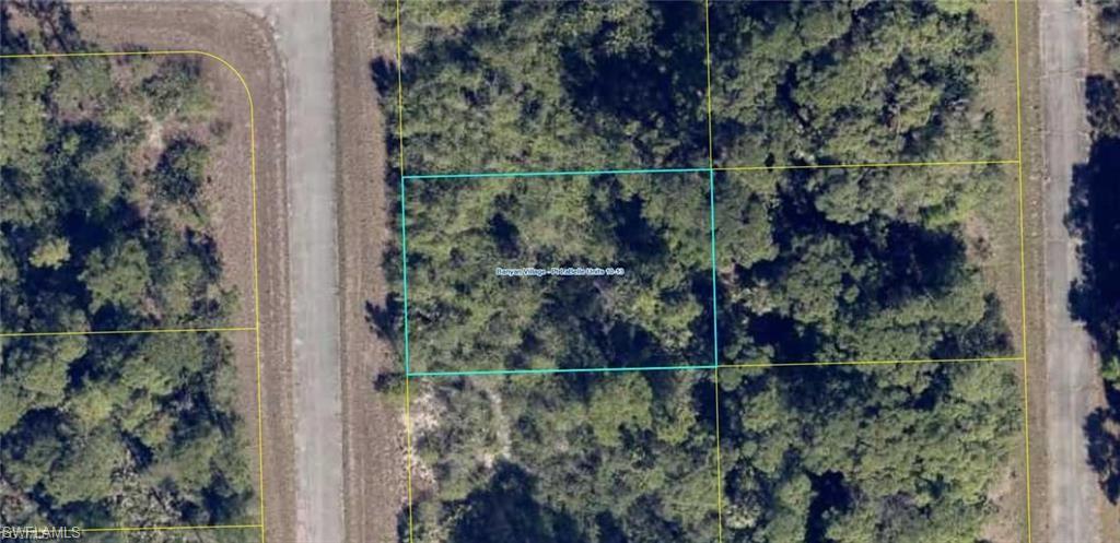 Bring your vision to life in the thriving community of LaBelle! This vacant lot in Banyan Village is the perfect canvas for your dream home. Nestled in a growing area with new homes sprouting up around, it’s an ideal location to join the excitement and build your future. Don’t miss this opportunity to craft your personalized oasis in a vibrant and sought-after neighborhood.