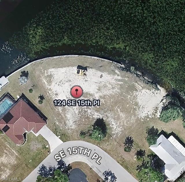 CAPE CORAL - Land