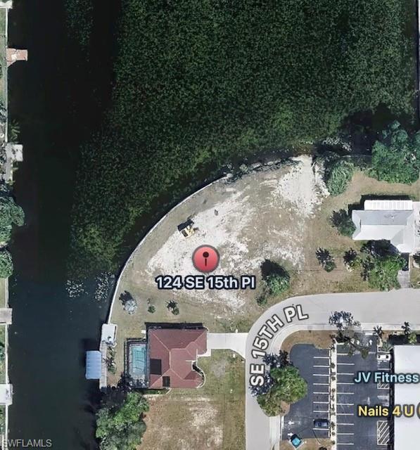 CAPE CORAL - Land