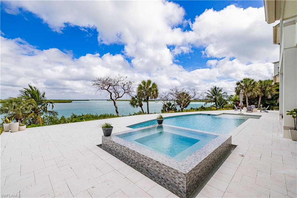 KEY MARCO - Residential