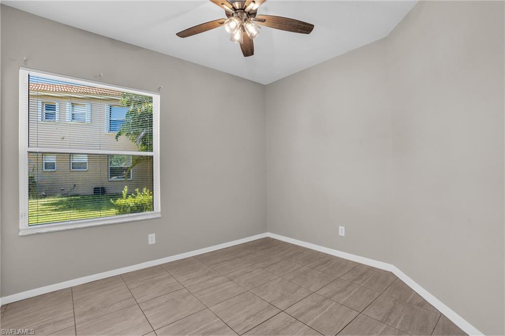 HUNTINGTON LAKES - Residential Lease