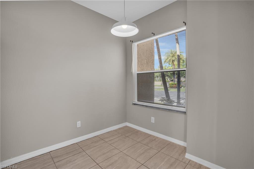 HUNTINGTON LAKES - Residential Lease